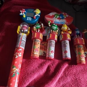 M&M'S Colorful Candy Dispenser LOT.4 SEALED M&M STICKER 1 sealed etch a sketch